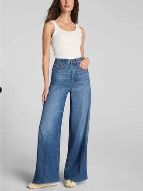 Spanx SuperSmooth Ultra Lightweight Super Wide-Leg Women's Jeans in Oceanic Blue